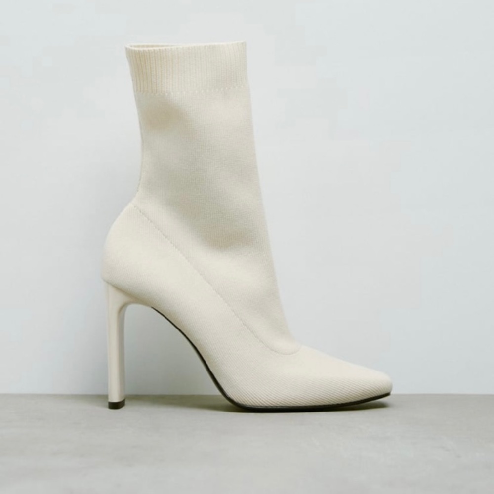 Zara cream stretch boots